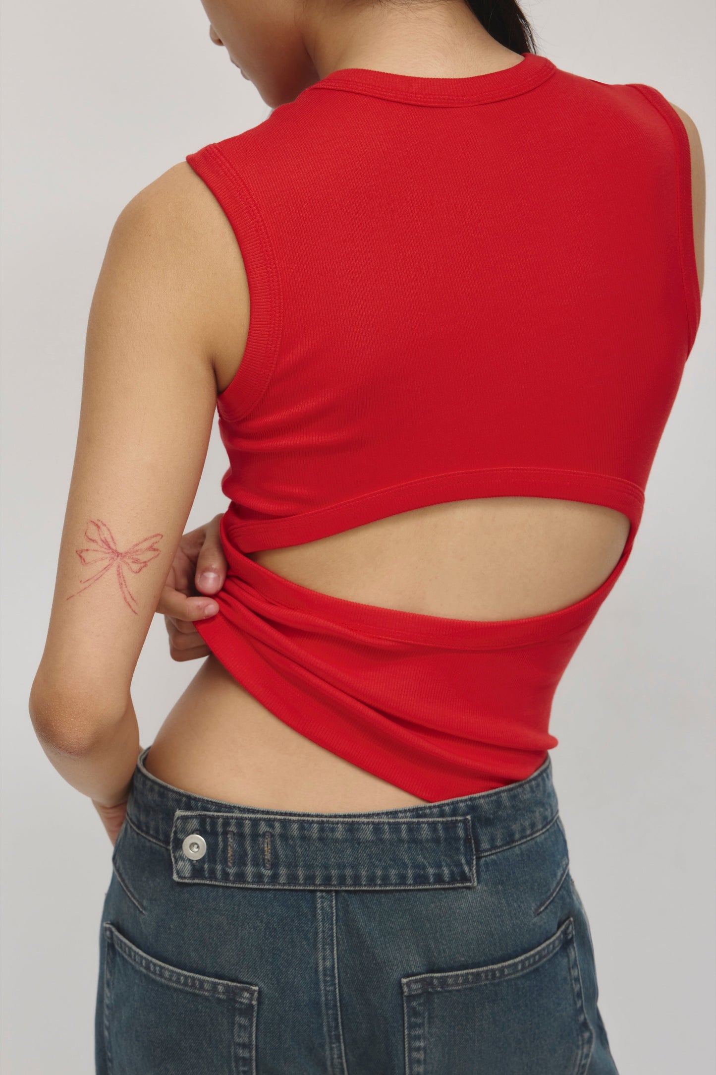 Women's Back Cut Out Tank in Salsa
