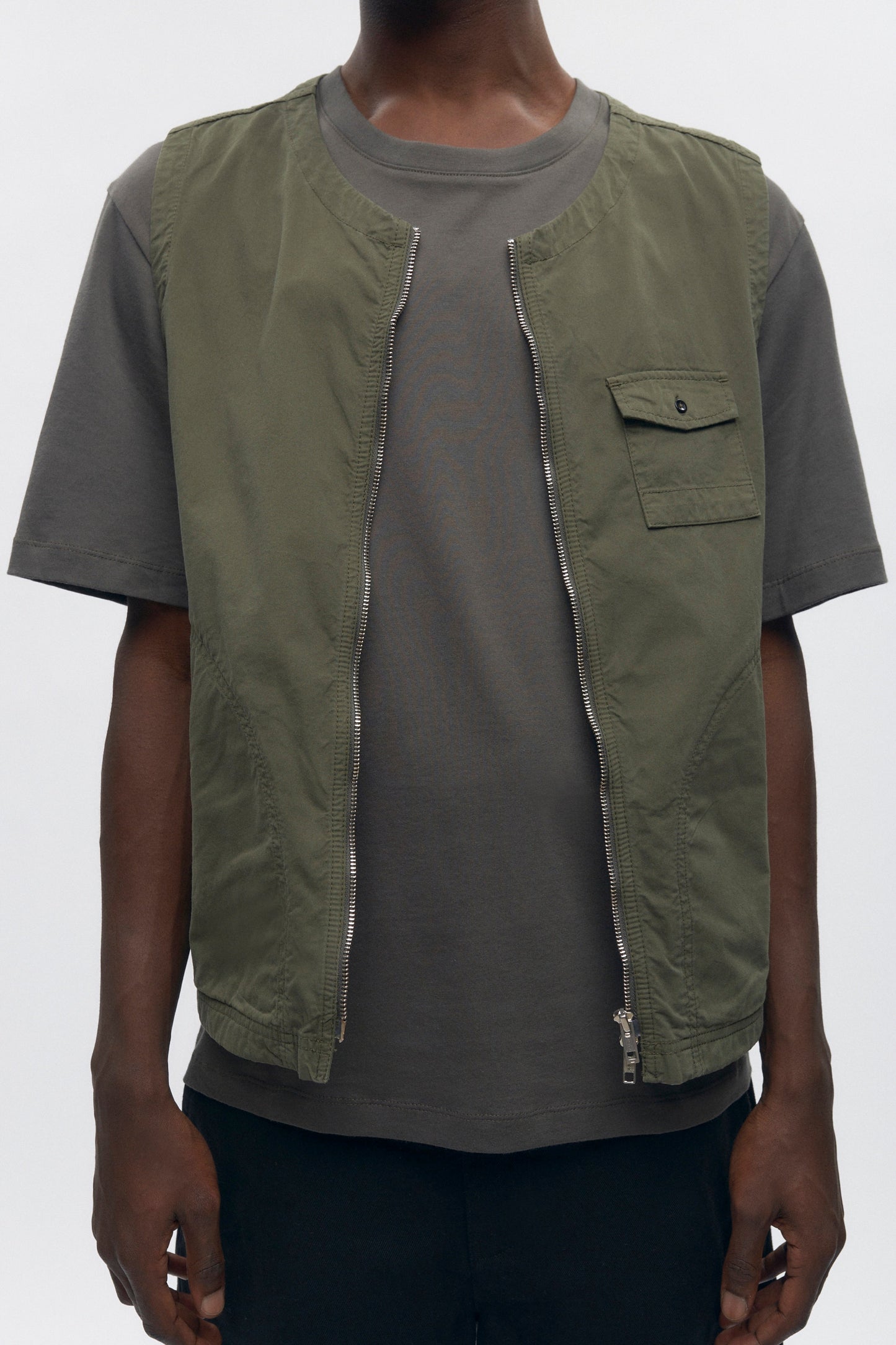 Tefnut Beach Vest in Olive