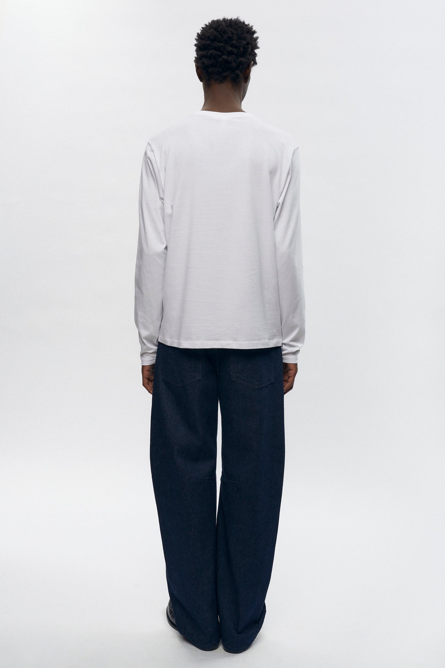 Men's Essential Longsleeve in White