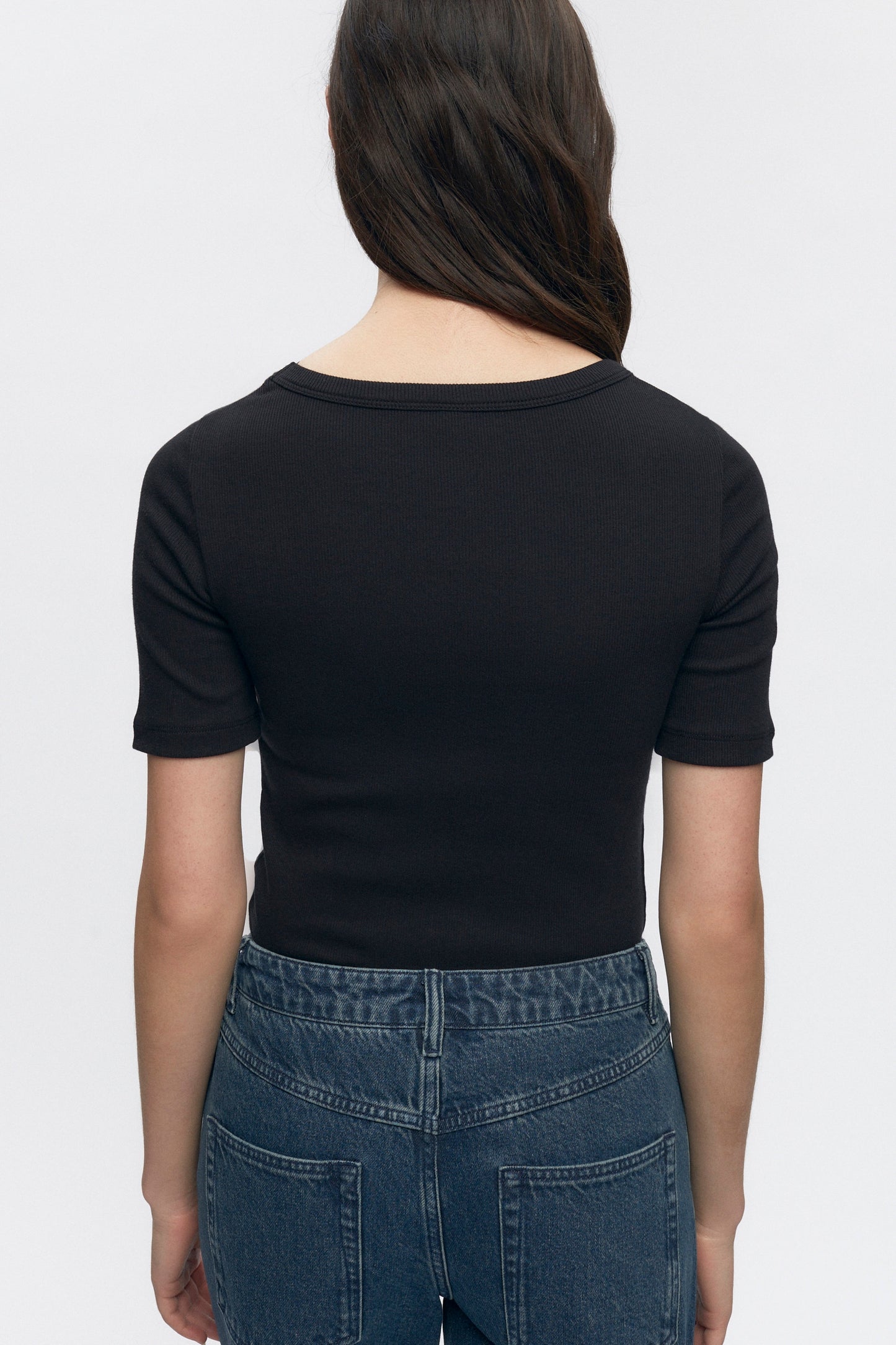 Women's Set Crew in Black