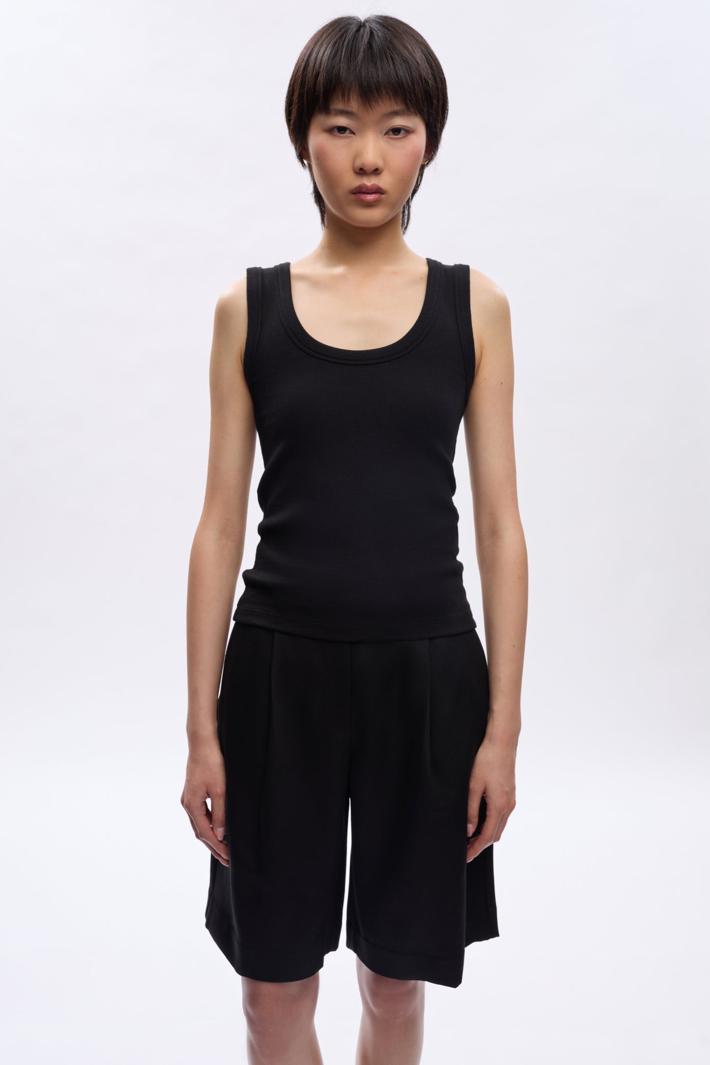 Women's Set Tank in Black